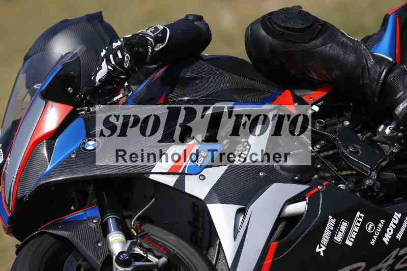 /Archiv-2023/28 05.06.2023 Moto Club Anneau du Rhin/rouge-expert/1